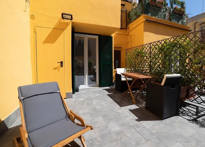 Galluppi Flat By Houseinnaples 아파트