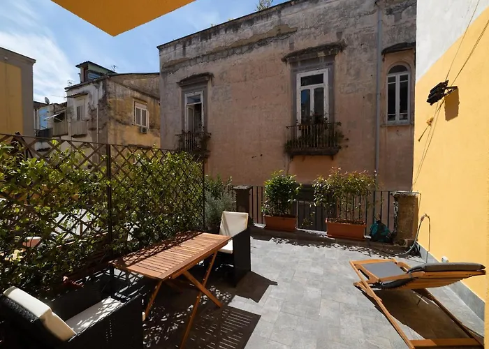 Galluppi Flat By Houseinnaples 나폴리